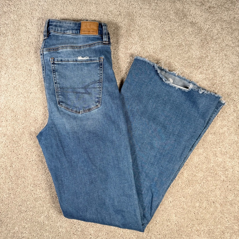 American Eagle 2 Short Stretch Super Hi Rise Flare Jeans Blue‎ Distressed